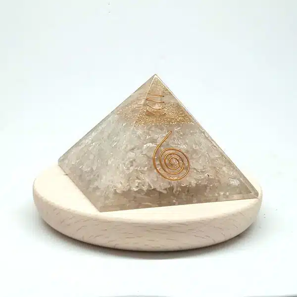 Orgonita Cuarzo Cristal - Pirámide 9X9 cm. aprox.
