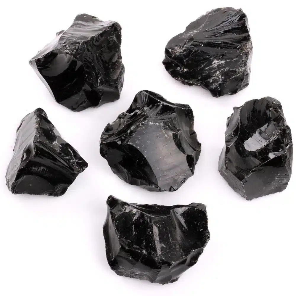 Imagen de obsidiana negra aspera natural